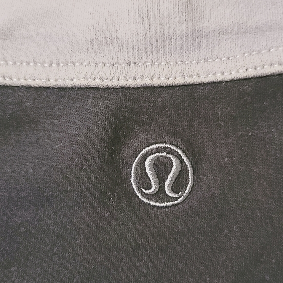 Lululemon women capri pants - Picture 3 of 5